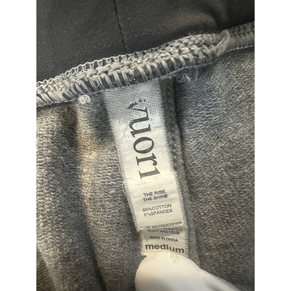 Vuori Balboa Jogger Pants Drawstring Waist Gray Men's Size Medium *Used* - Picture 8 of 16